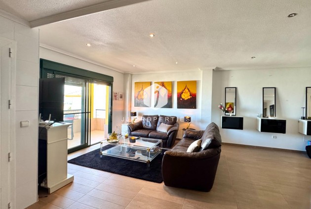 Z drugiej ręki - Mieszkanie w bloku -
Orihuela Costa - Villamartín-las Filipinas