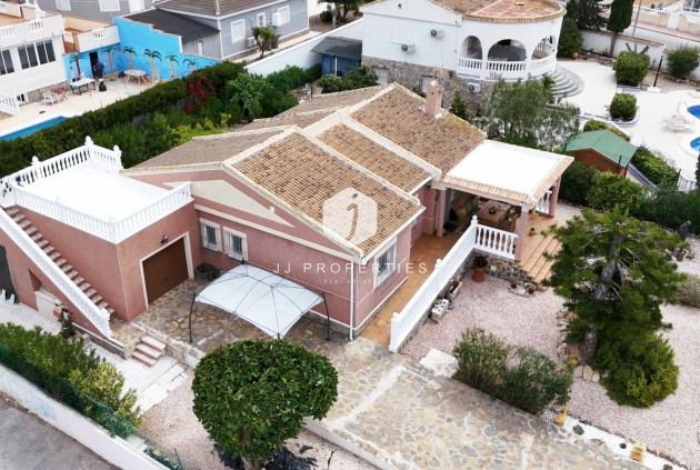 Segunda mano - Villa -
Torrevieja - La siesta