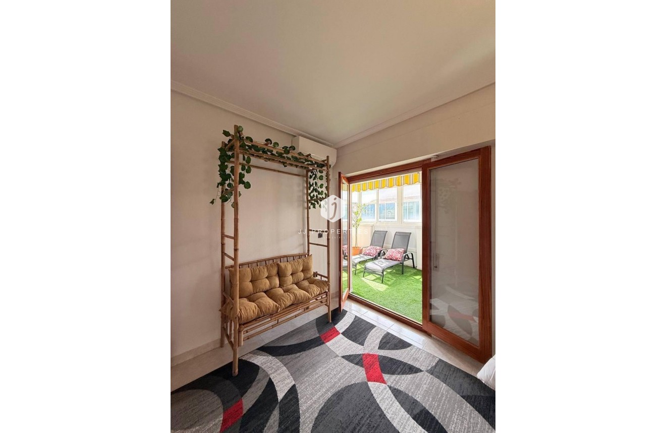Resale - Penthouse -
Torrevieja - Playa del Cura