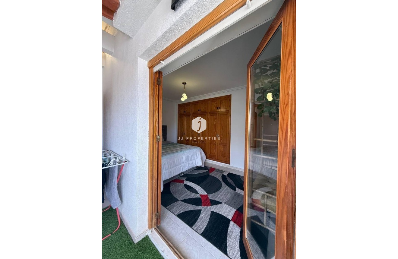 Resale - Penthouse -
Torrevieja - Playa del Cura