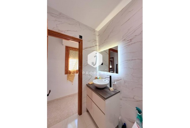 Resale - Penthouse -
Torrevieja - Playa del Cura