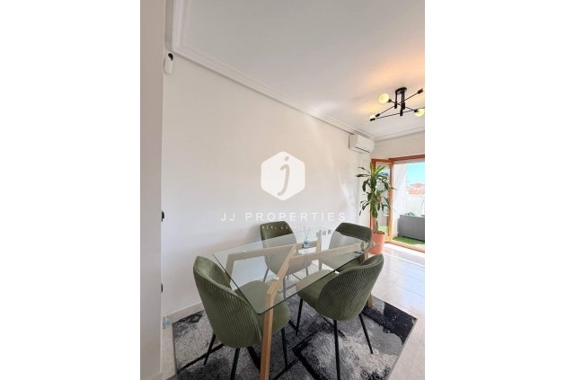 Resale - Penthouse -
Torrevieja - Playa del Cura