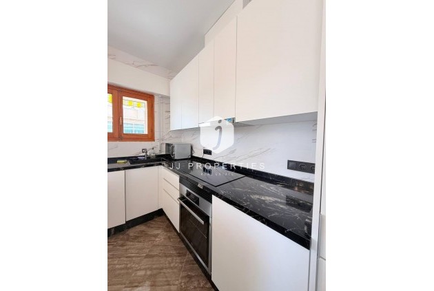 Resale - Penthouse -
Torrevieja - Playa del Cura