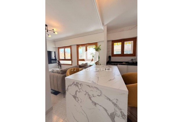 Resale - Penthouse -
Torrevieja - Playa del Cura