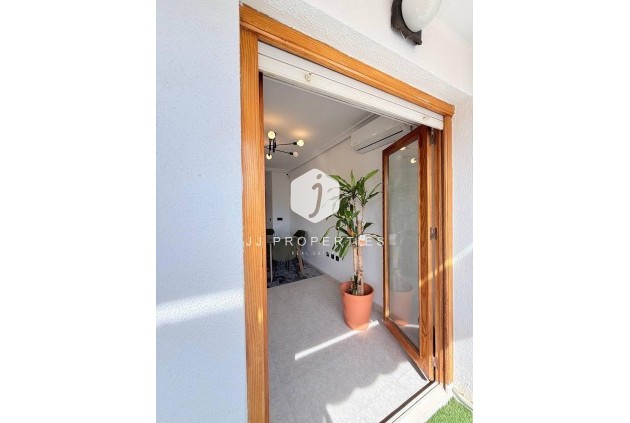 Resale - Penthouse -
Torrevieja - Playa del Cura