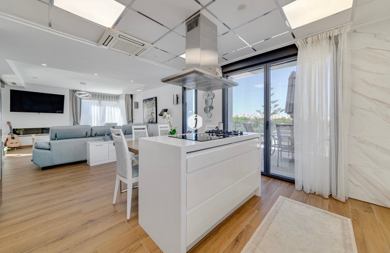 Aus zweiter Hand - Villa -
Torrevieja - Costa Blanca