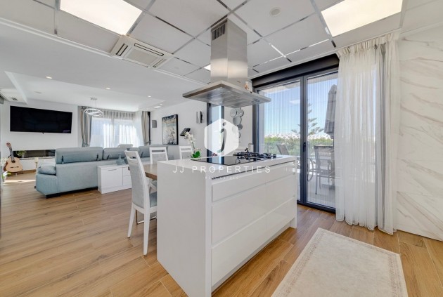 Aus zweiter Hand - Villa -
Torrevieja - Costa Blanca