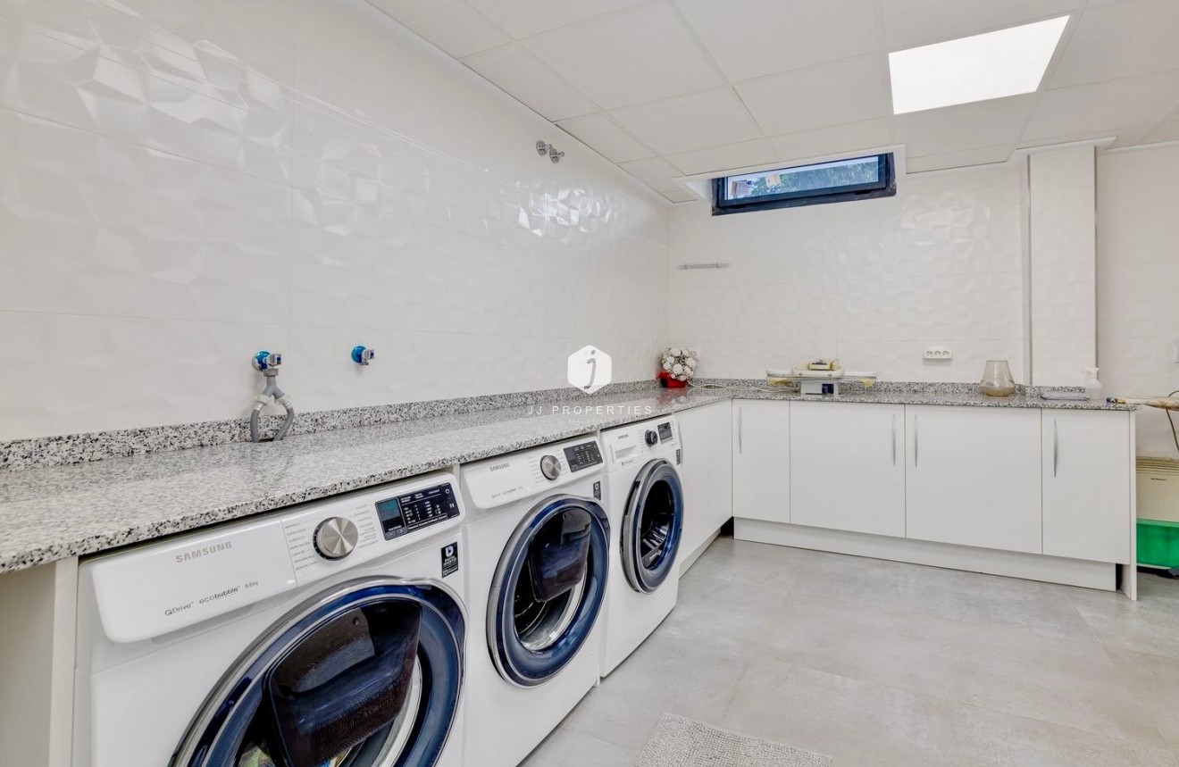 Aus zweiter Hand - Villa -
Torrevieja - Costa Blanca