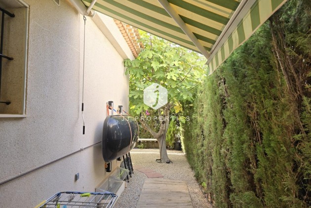 Z drugiej ręki - Villa -
Orihuela Costa - Playa Flamenca