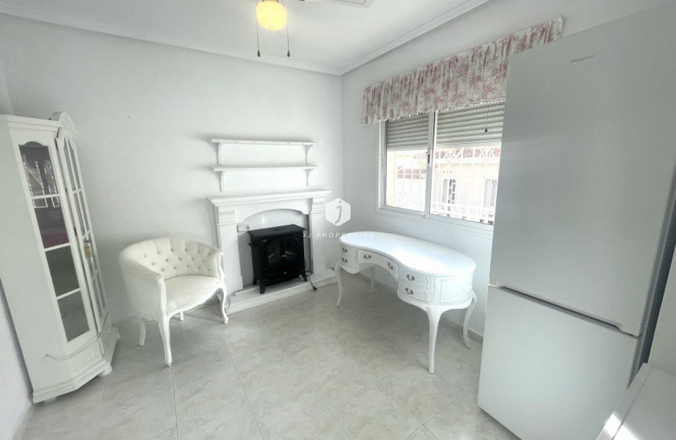 Resale - Bungalow -
Benijofar - Costa Blanca