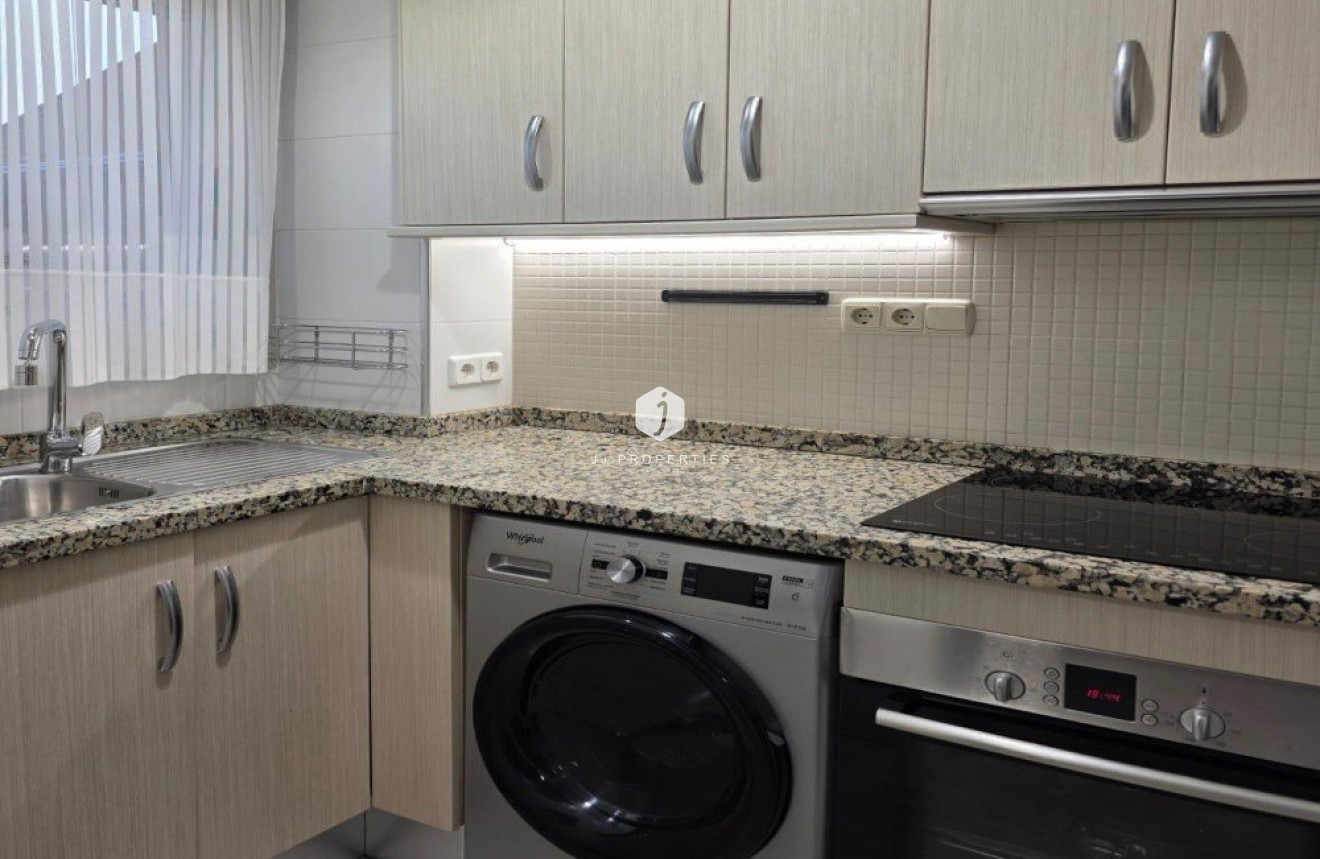 Resale - Apartment / flat -
Torrevieja - Costa Blanca