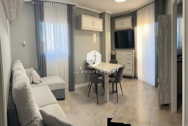 Resale - Apartment / flat -
Torrevieja - Costa Blanca