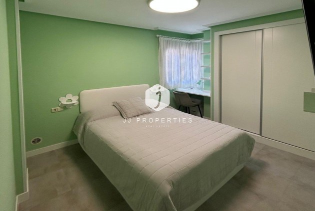 Resale - Apartment / flat -
Torrevieja - Costa Blanca