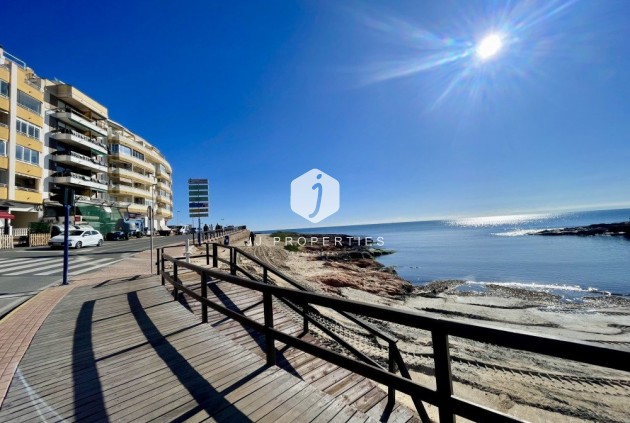 Resale - Apartment / flat -
Torrevieja - Costa Blanca