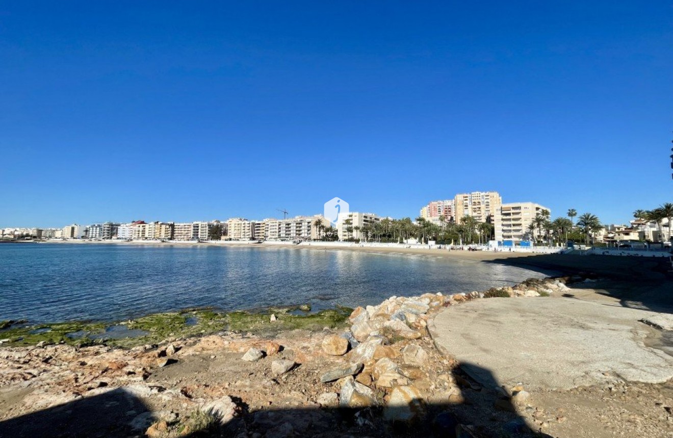 Resale - Apartment / flat -
Torrevieja - Costa Blanca