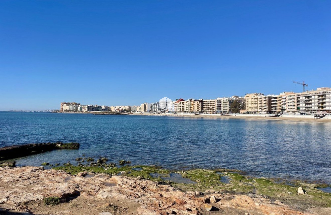 Resale - Apartment / flat -
Torrevieja - Costa Blanca