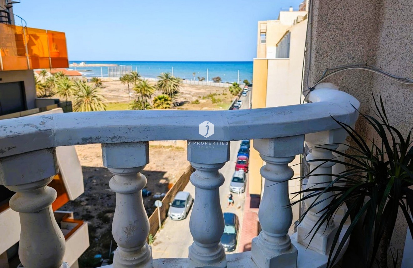 D'occasion - Appartement -
Torrevieja - Costa Blanca