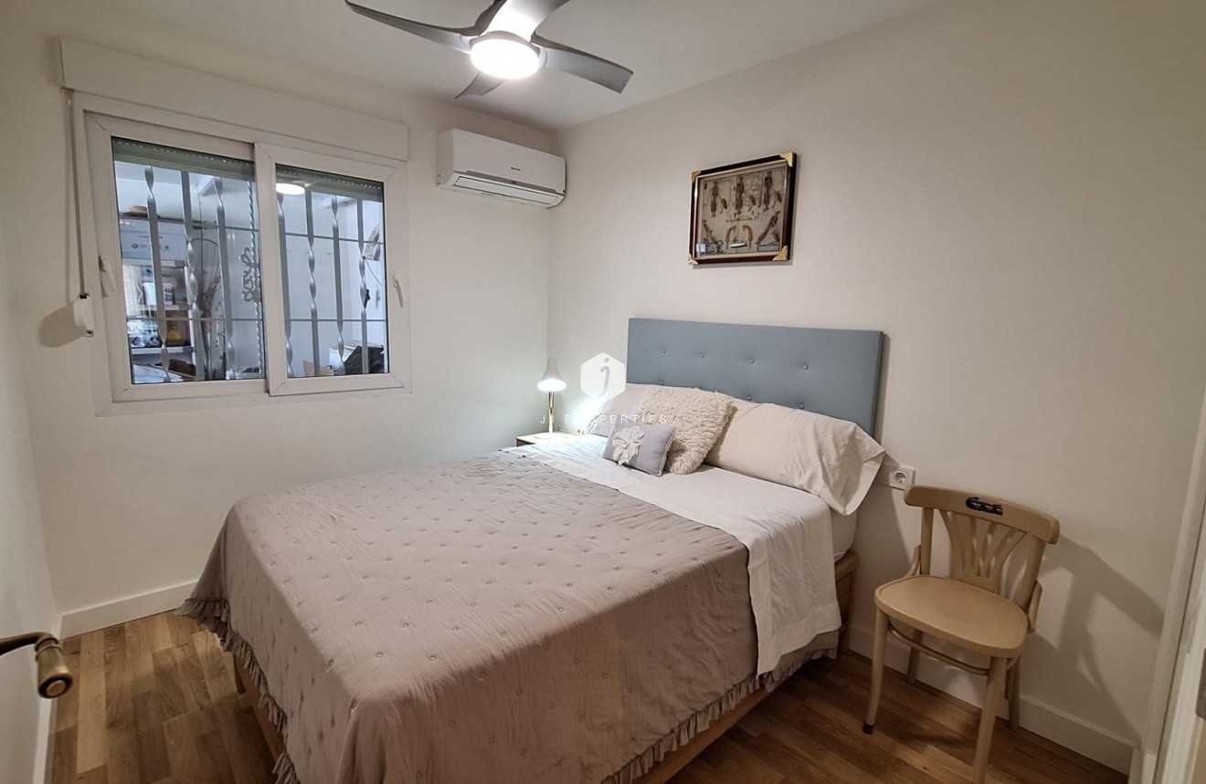 Segunda mano - Villa -
Torrevieja - Los Balcones - Los Altos del Edén