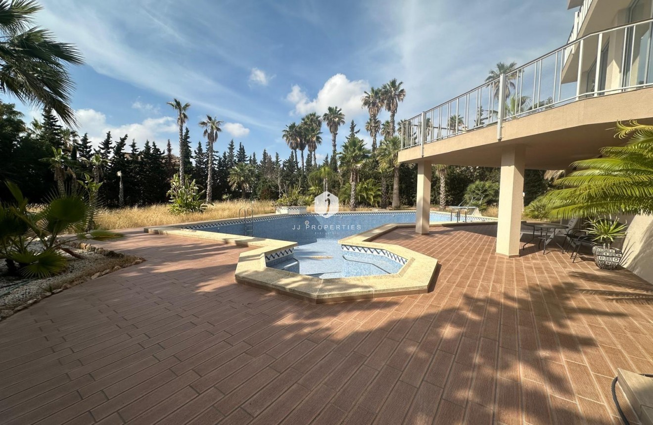 Resale - Villa -
Ciudad Quesada - Costa Blanca Sur