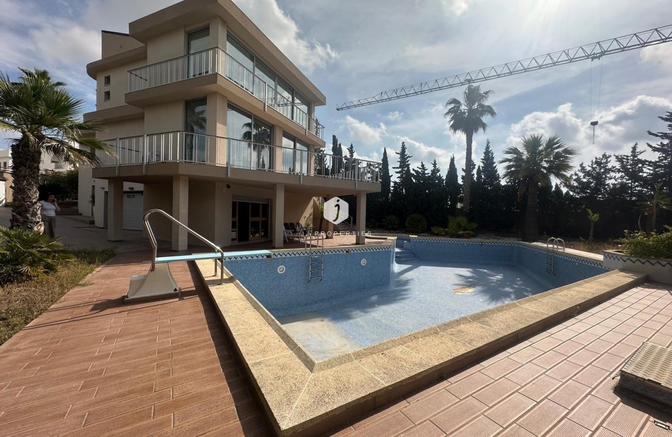 Resale - Villa -
Ciudad Quesada - Costa Blanca Sur