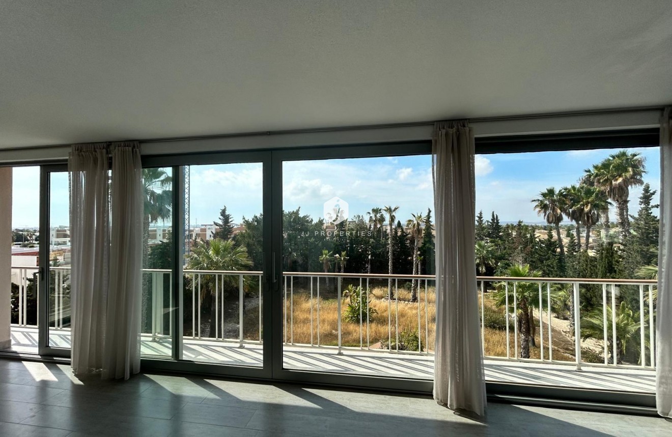 Resale - Villa -
Ciudad Quesada - Costa Blanca Sur