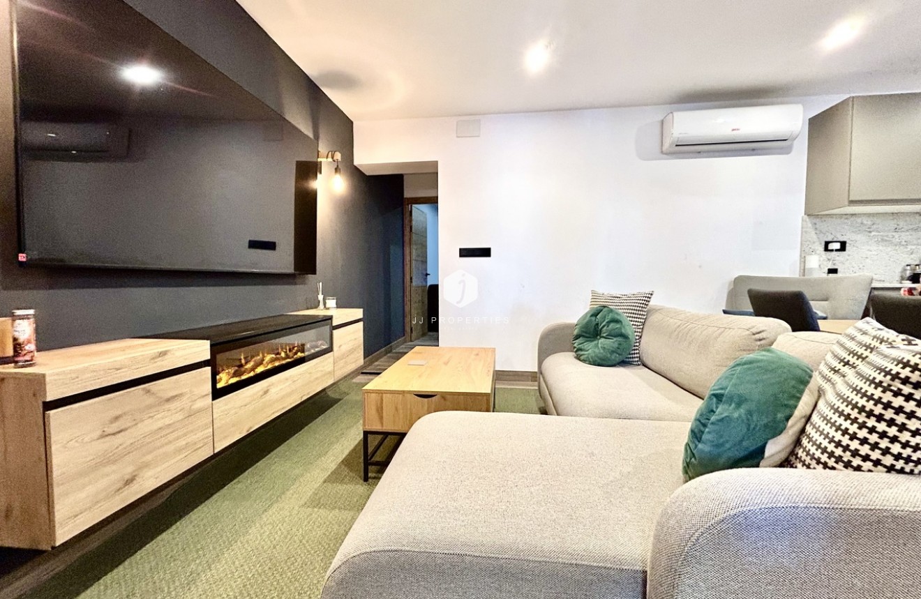 Resale - Chalet -
San Miguel de Salinas - Inland