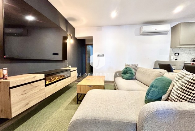 Resale - Chalet -
San Miguel de Salinas - Inland
