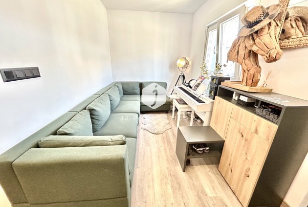 Resale - Chalet -
San Miguel de Salinas - Inland