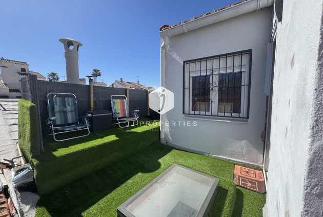 Resale - Chalet -
San Miguel de Salinas - Inland