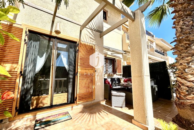 Z drugiej ręki - Szalet -
Playa Flamenca - Costa Blanca