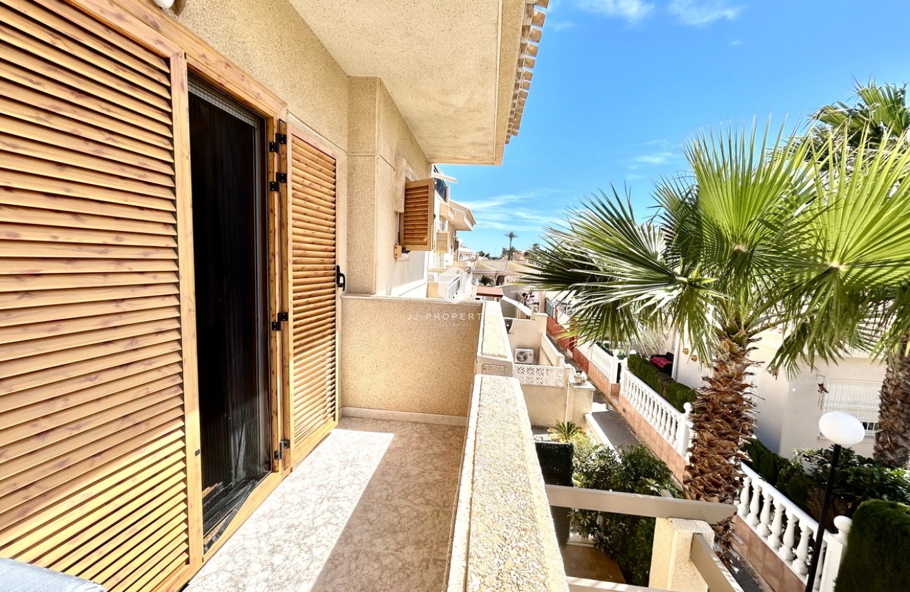 Z drugiej ręki - Szalet -
Playa Flamenca - Costa Blanca