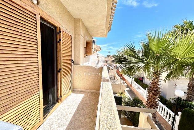 Z drugiej ręki - Szalet -
Playa Flamenca - Costa Blanca