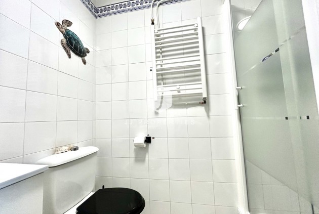 Z drugiej ręki - Szalet -
Playa Flamenca - Costa Blanca