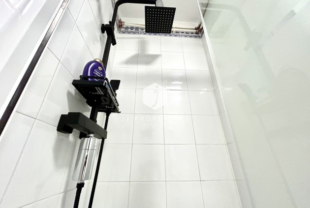 Z drugiej ręki - Szalet -
Playa Flamenca - Costa Blanca