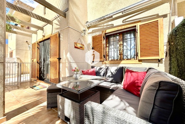 Z drugiej ręki - Szalet -
Playa Flamenca - Costa Blanca