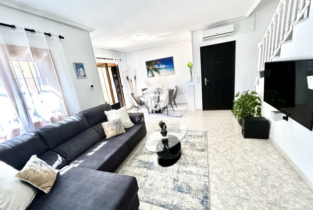 Z drugiej ręki - Szalet -
Playa Flamenca - Costa Blanca