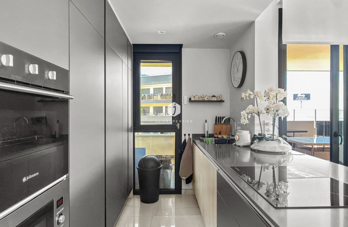 Segunda mano - Apartamento / piso -
Orihuela Costa - Costa Blanca