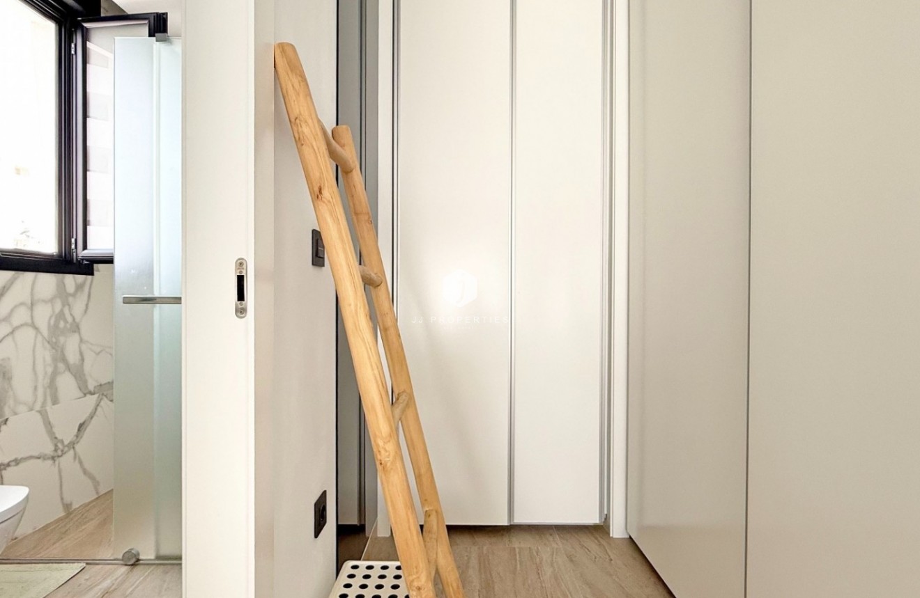 Z drugiej ręki - Villa -
Orihuela Costa - Costa Blanca