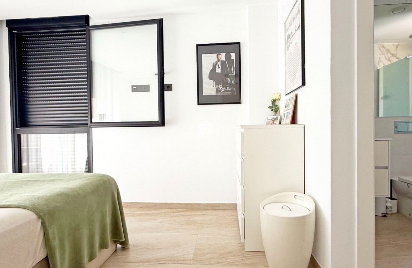 Z drugiej ręki - Villa -
Orihuela Costa - Costa Blanca