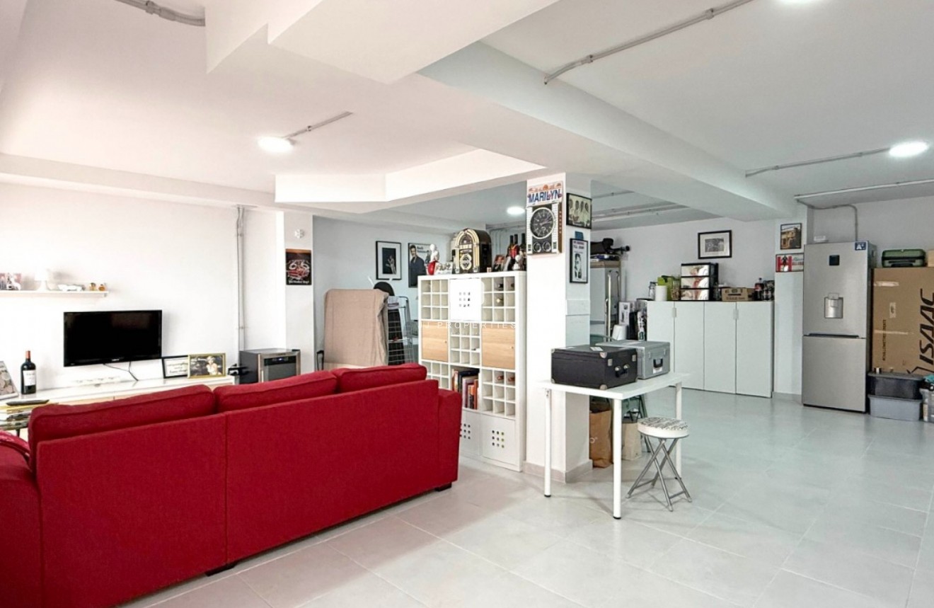 Z drugiej ręki - Villa -
Orihuela Costa - Costa Blanca