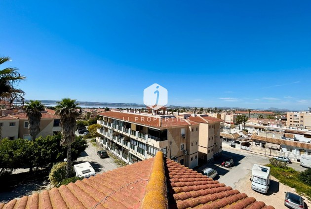 Tweedehands - Appartement / flat -
El Chaparral - Inland