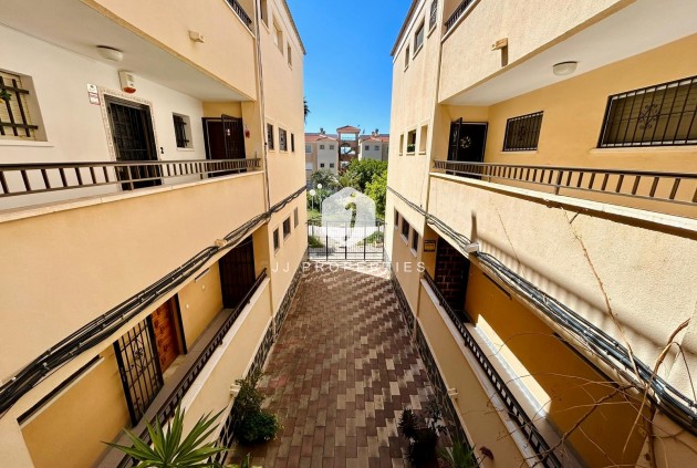 Tweedehands - Appartement / flat -
El Chaparral - Inland