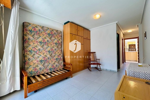 Tweedehands - Appartement / flat -
El Chaparral - Inland