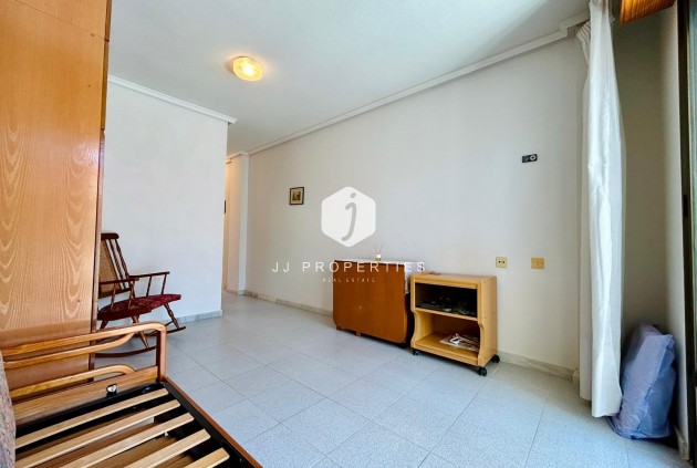 Tweedehands - Appartement / flat -
El Chaparral - Inland