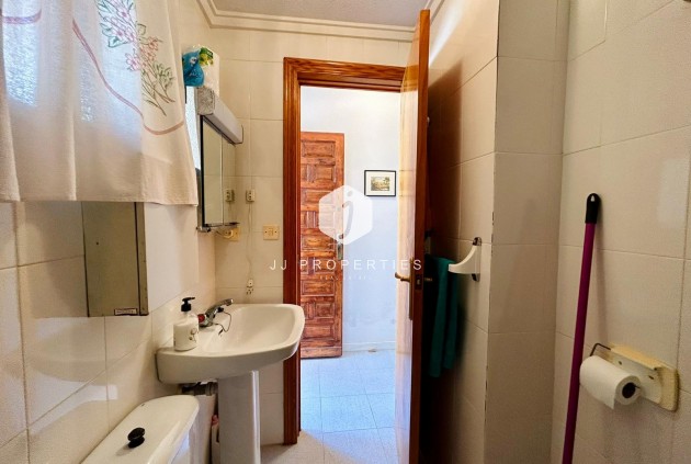 Tweedehands - Appartement / flat -
El Chaparral - Inland