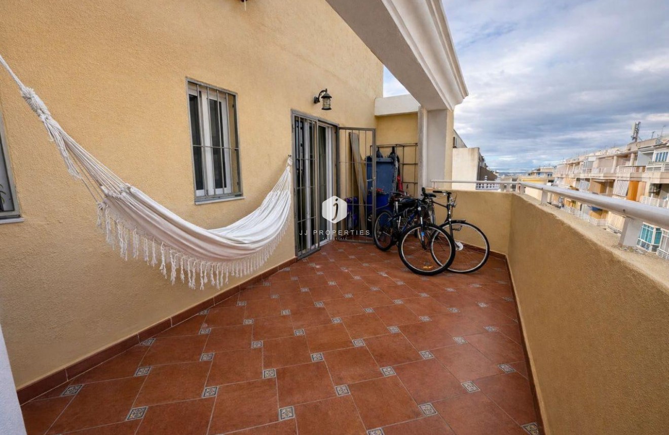 Tweedehands - Appartement / flat -
Torrevieja - Costa Blanca