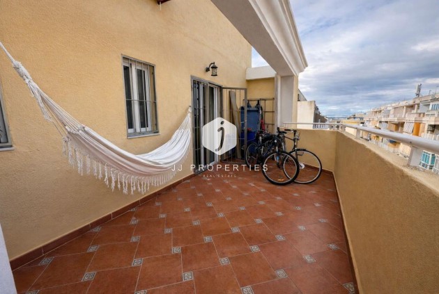 Tweedehands - Appartement / flat -
Torrevieja - Costa Blanca
