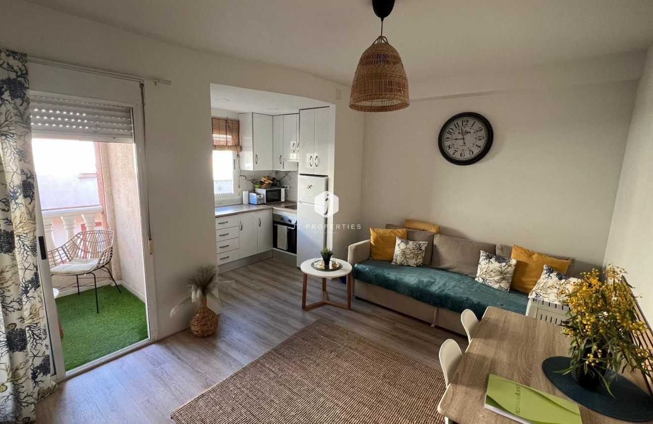 Tweedehands - Appartement / flat -
Torrevieja - Centro