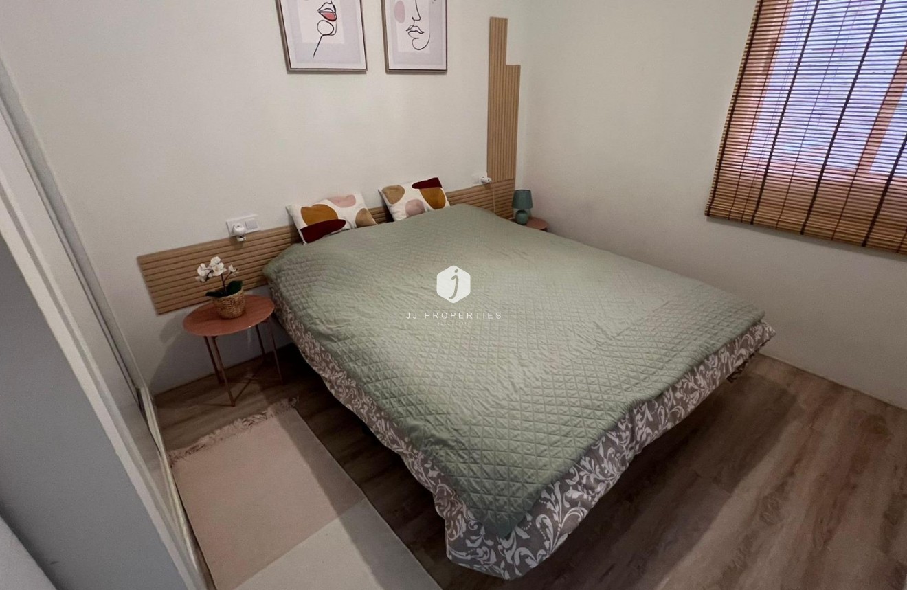 Tweedehands - Appartement / flat -
Torrevieja - Centro