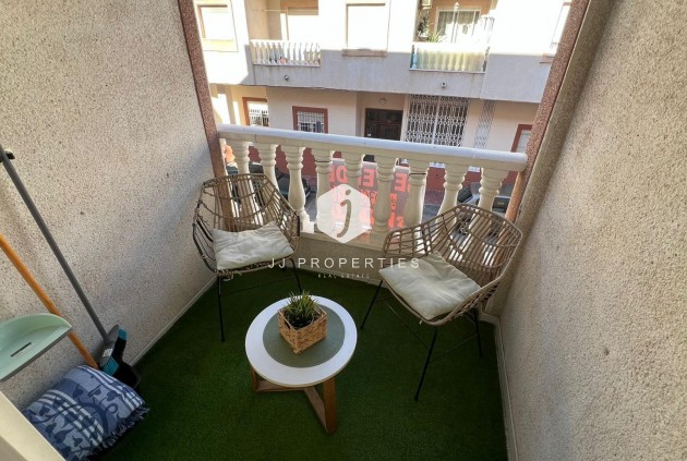 Tweedehands - Appartement / flat -
Torrevieja - Centro